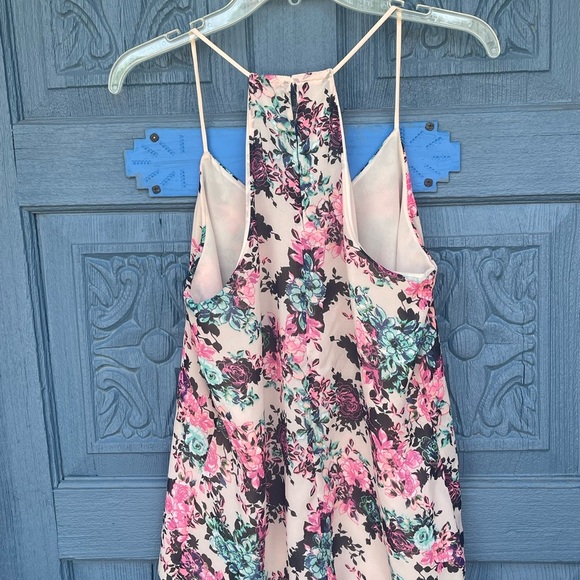 Floral Camisole Top - Picture 2 of 7